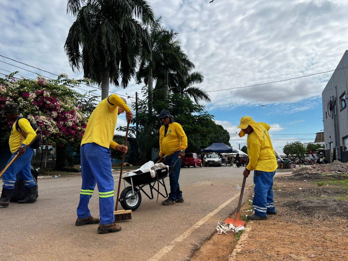 Prefeitura mantém limpeza das feiras livres após encerramento das atividades