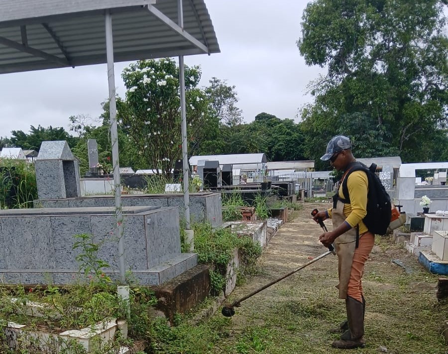 Trabalho é executado em etapas devido à dimensão da área