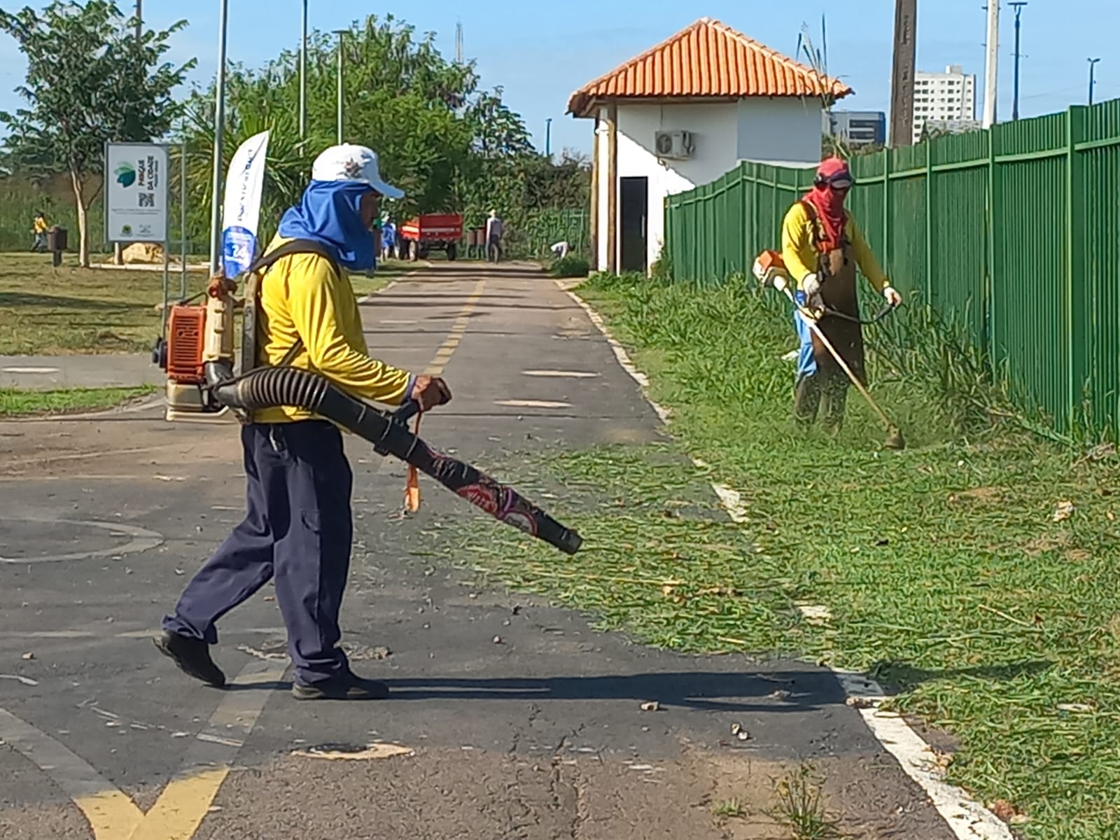 Ação envolve diversas equipes atuando em diferentes ruas e avenidas